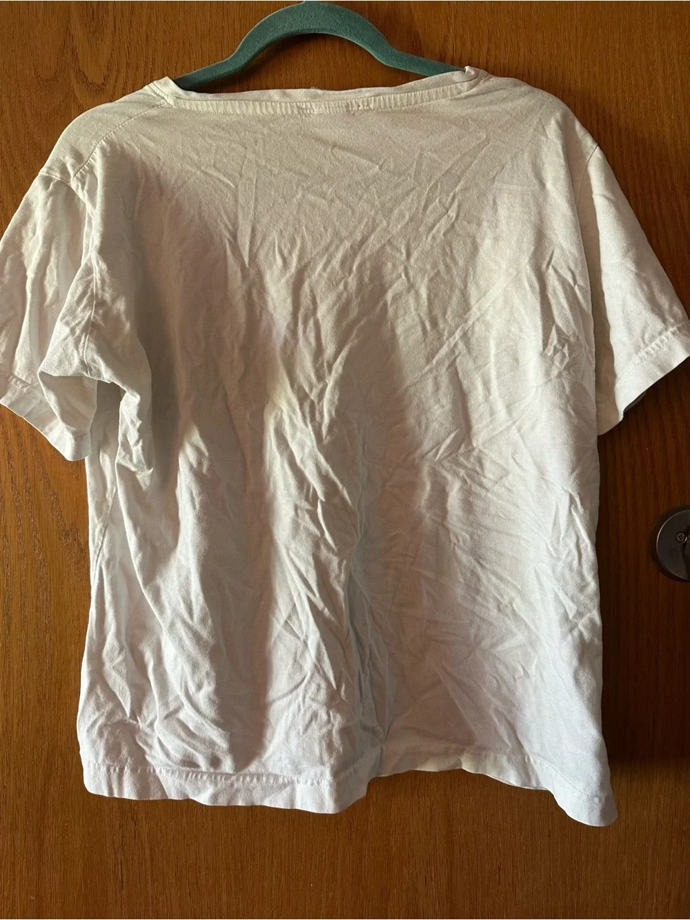 Vintage Marushka White V-Neck Tee with Sand Dollar Graphic - Picture 3 of 3